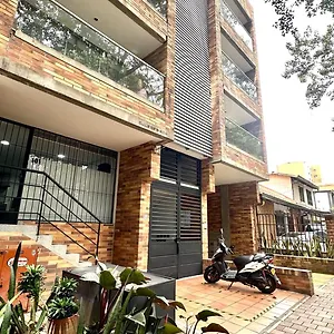 Apartamento Apto Moderno En Laureles, Medellín