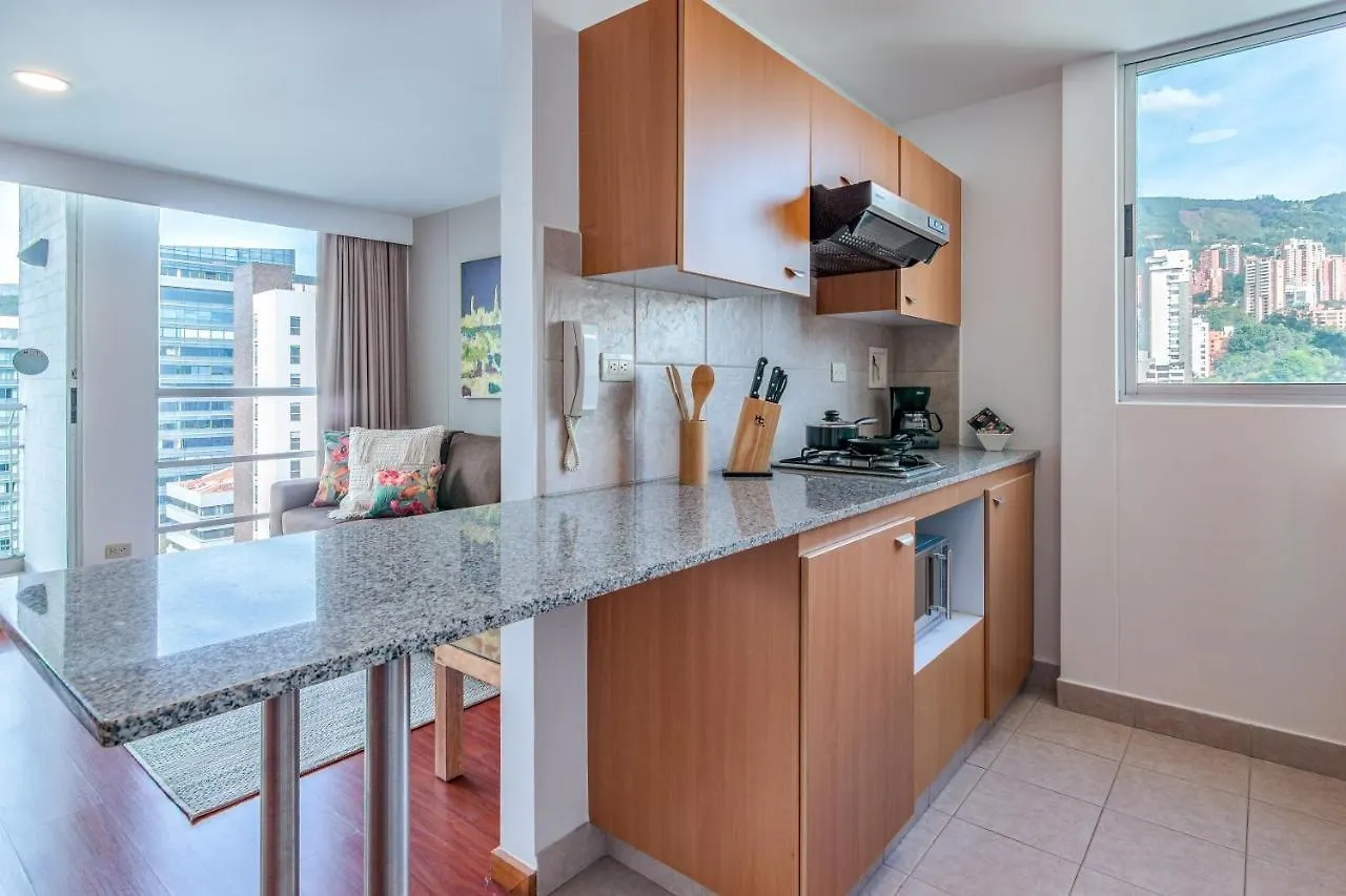 Affinity Apartahotel Medellin 4*,