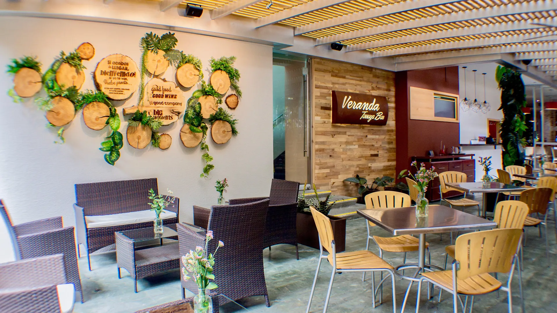 Affinity Apartahotel Medellin 4*,
