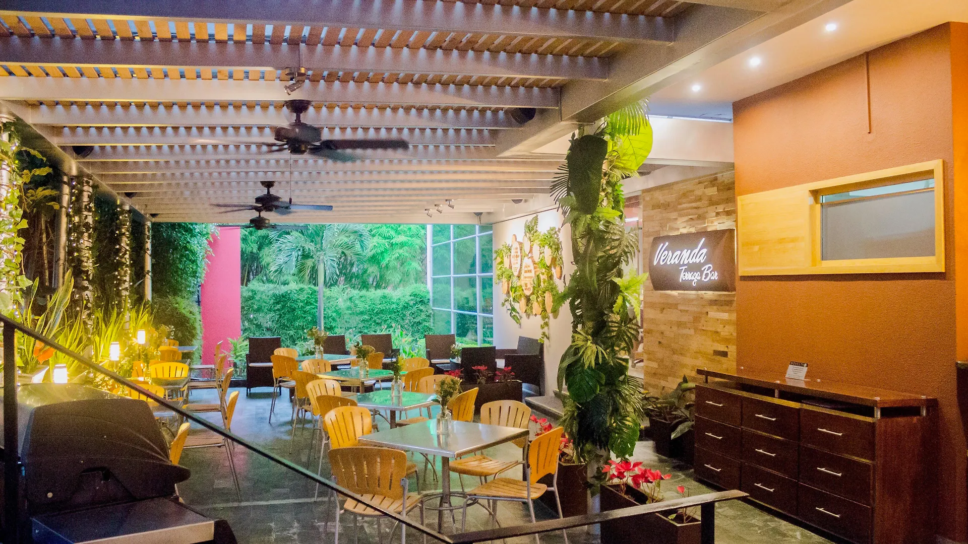 Affinity Apartahotel Medellin
